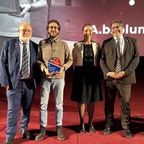 L’innovation durable au service de l’excellence, victoire régionale au concours Artinov 2024. - A.bsolument - Radios Vintage Bluetooth | Fabrication française