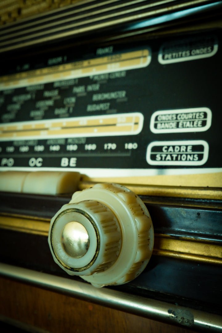 Tout connaitre de son poste radio TSF. - A.bsolument - Enceintes design et radios vintage modernisées | Fabrication française