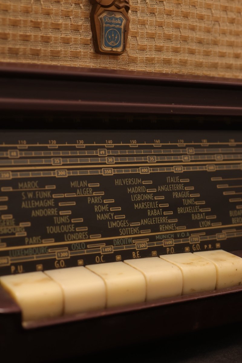 Radio Bluetooth Radiola Vintage de 1955 - radio - vintage - bluetooth - tsf - dab - modernisation - retrofit