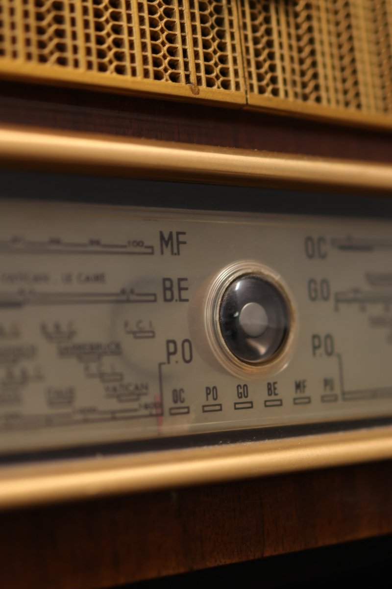 Radio Bluetooth La voix de son maître Vintage de 1954 - radio - vintage - bluetooth - tsf - dab - modernisation - retrofit