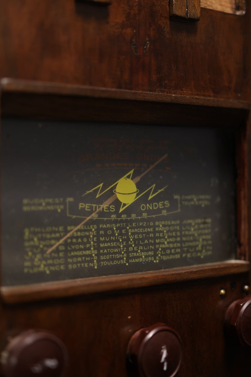 Radio Bluetooth Artisanale Vintage de 1936 - radio - vintage - bluetooth - tsf - dab - modernisation - retrofit