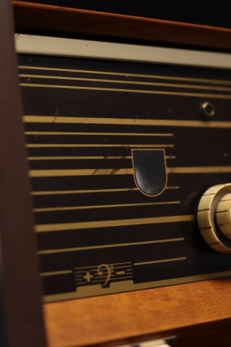 Radio Bluetooth Philips Vintage de 1955 - radio - vintage - bluetooth - tsf - dab - modernisation - retrofit