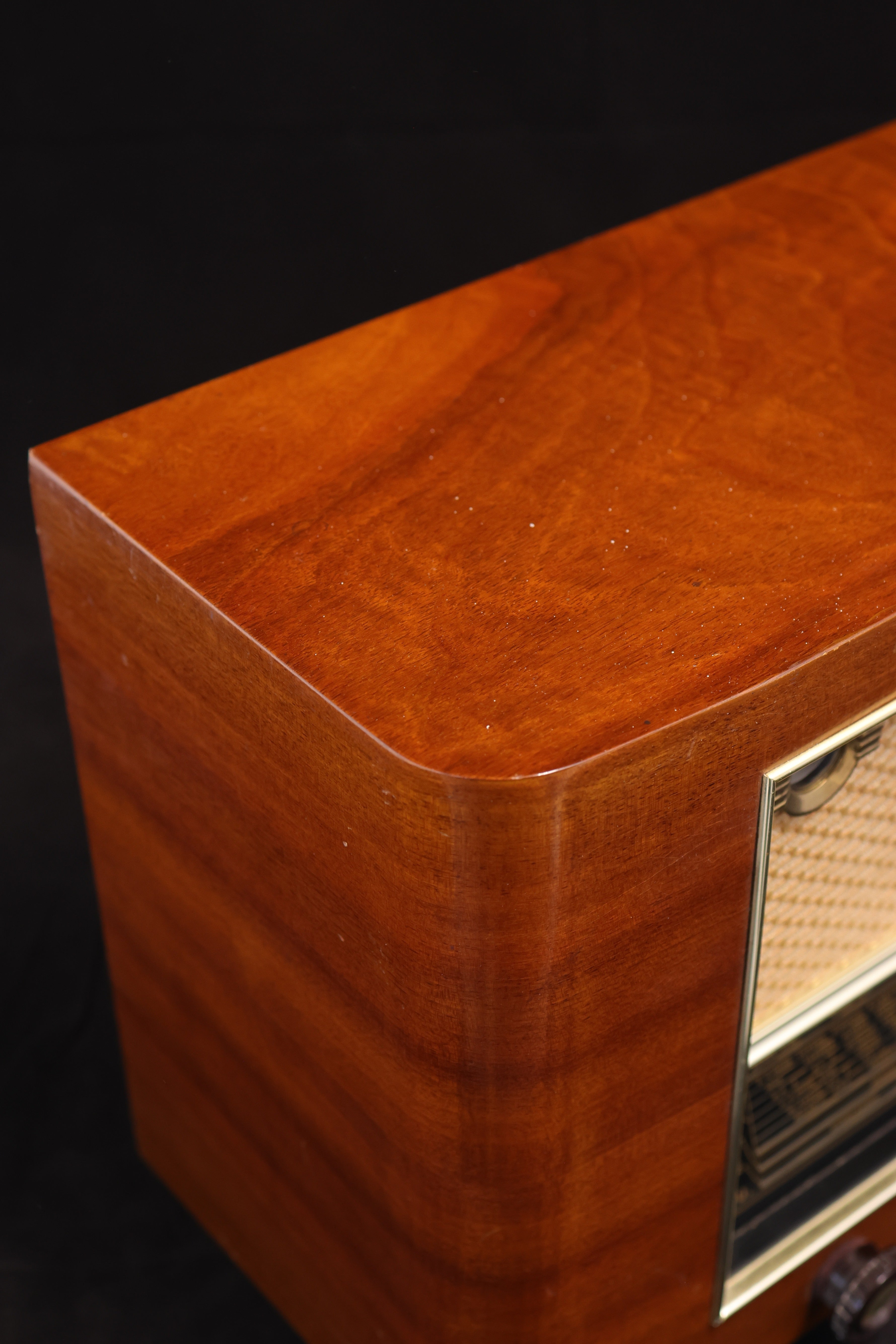 Radio Bluetooth L.M.T. Vintage de 1953