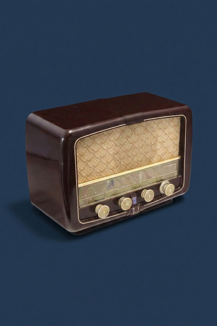 Bluetooth-Radio Radiola Vintage von 1952