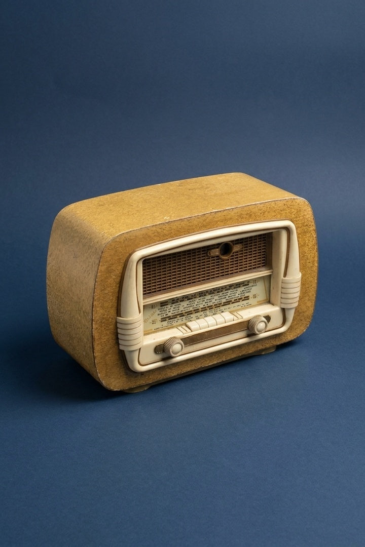 Bluetooth-Radio Océanic Vintage von 1956