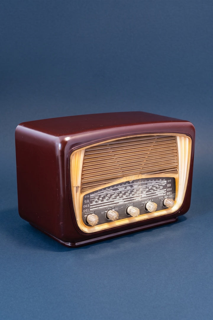 Radio Bluetooth Radialva Vintage de 1954 - modernisation Bluetooth A.bsolument