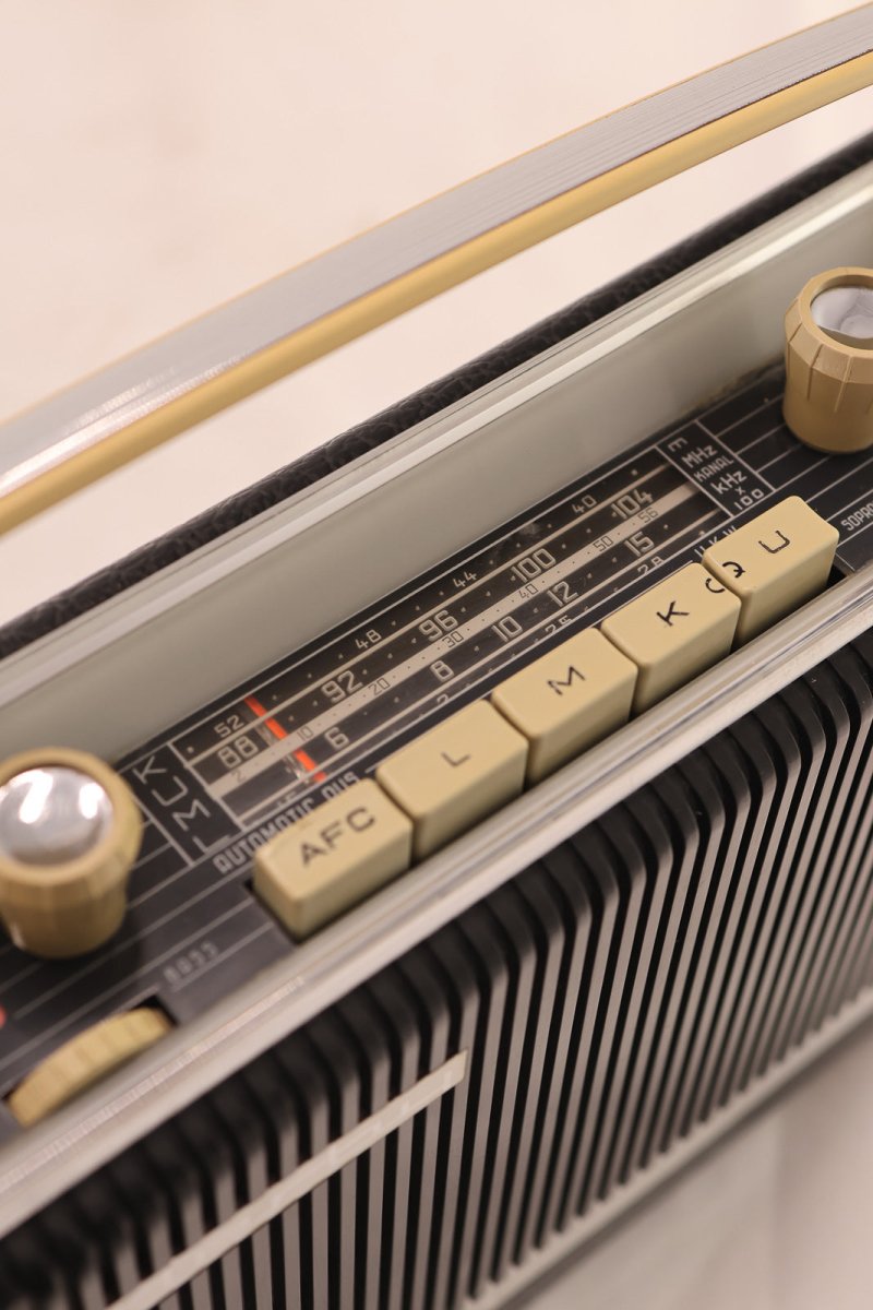 Transistor Bluetooth Derby Vintage 70's - radio - vintage - bluetooth - tsf - absolument - dab - modernisation - retrofit