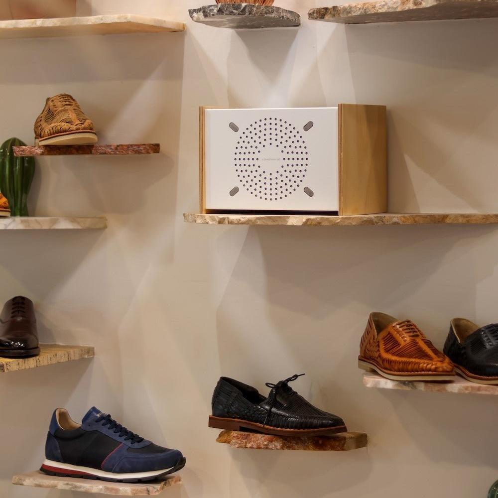 Quelle solution pour automatiser la musique dans mon établissement ? - A.bsolument - Radios Vintage Bluetooth | Fabrication française