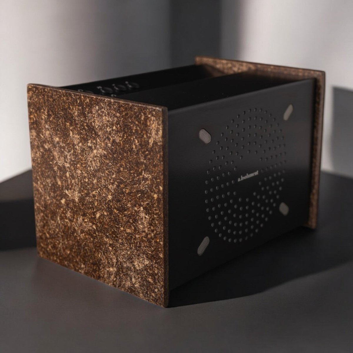 Éditions limitées - A.bsolument - Enceintes design et radios vintage modernisées | Fabrication française