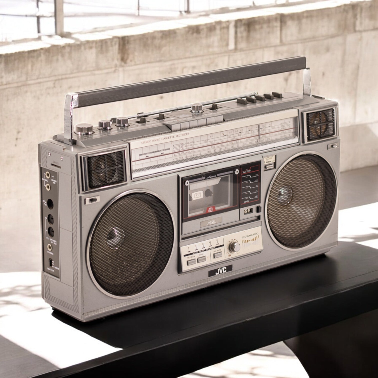 Boombox Bluetooth JVC Vintage 80’S - A.bsolument - absolument -radio - vintage - prodige - bluetooth