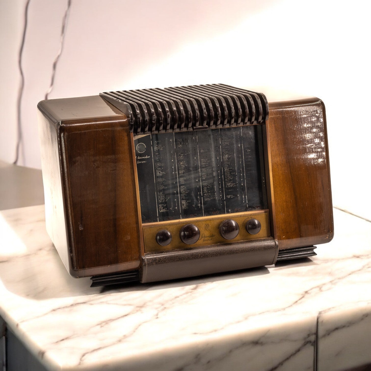 Radio Bluetooth Schneider Vintage 50’S - A.bsolument - absolument -radio - vintage - prodige - bluetooth