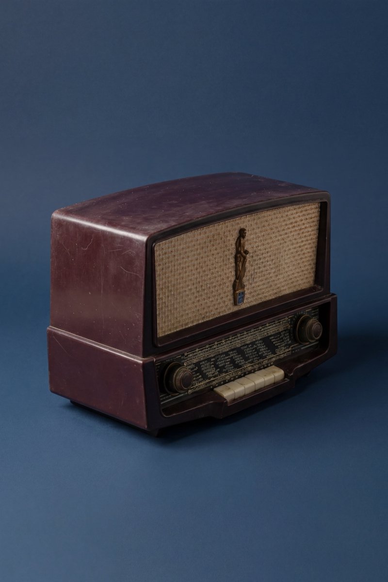 Radio Bluetooth Radiola Vintage de 1955 - radio - vintage - bluetooth - tsf - dab - modernisation - retrofit