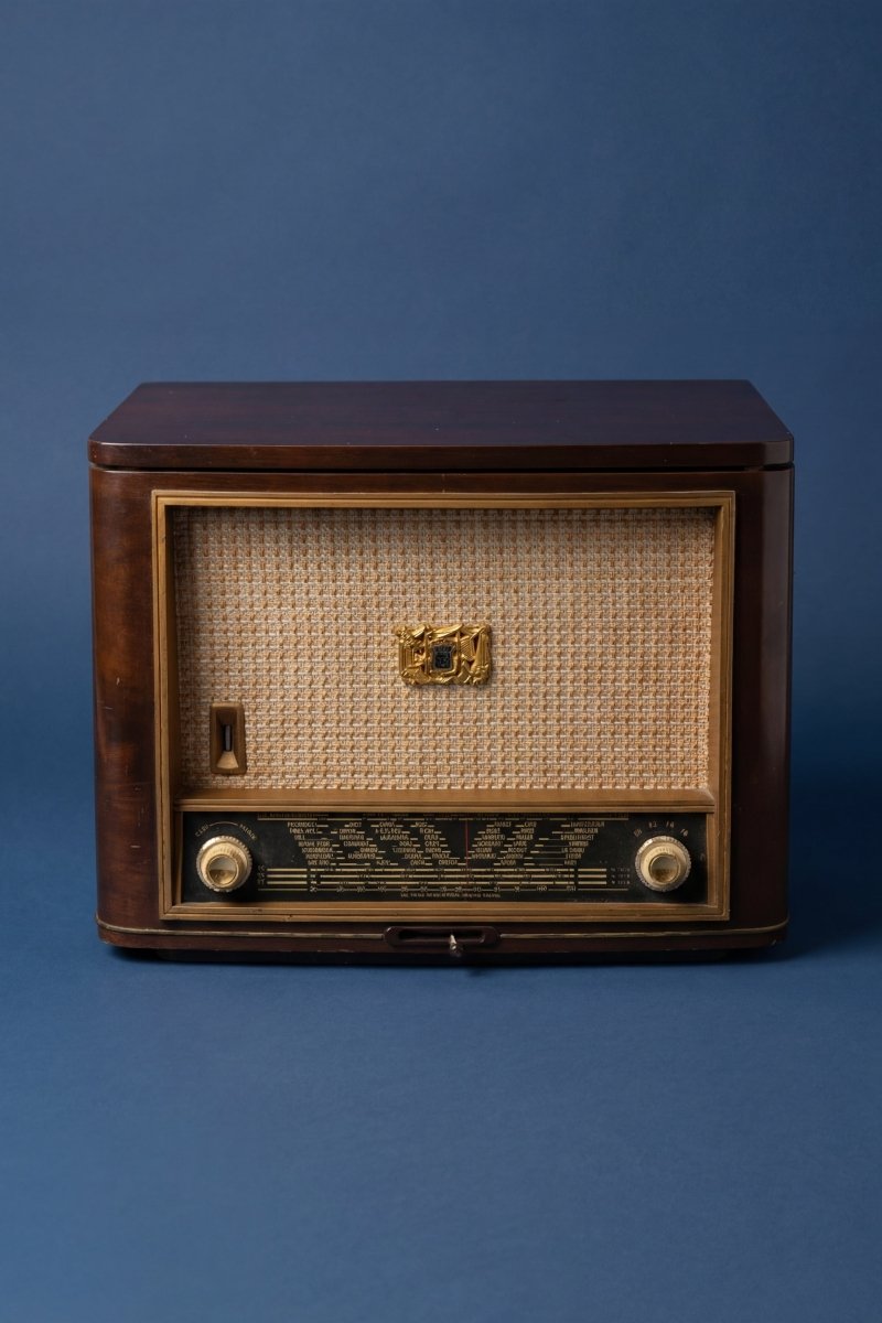Radio Bluetooth Radiola Vintage de 1955 - radio - vintage - bluetooth - tsf - dab - modernisation - retrofit