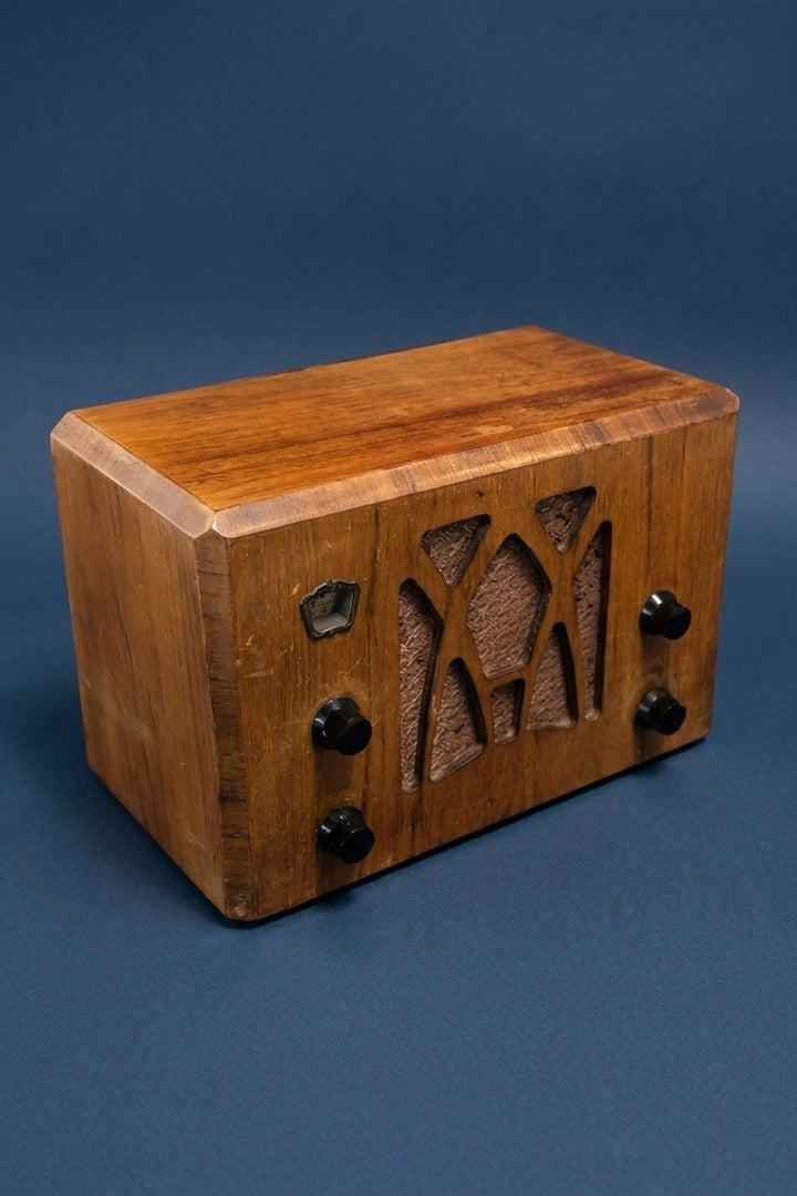 Radio Bluetooth Artisanale Vintage de 1934 - modernisation Bluetooth A.bsolument