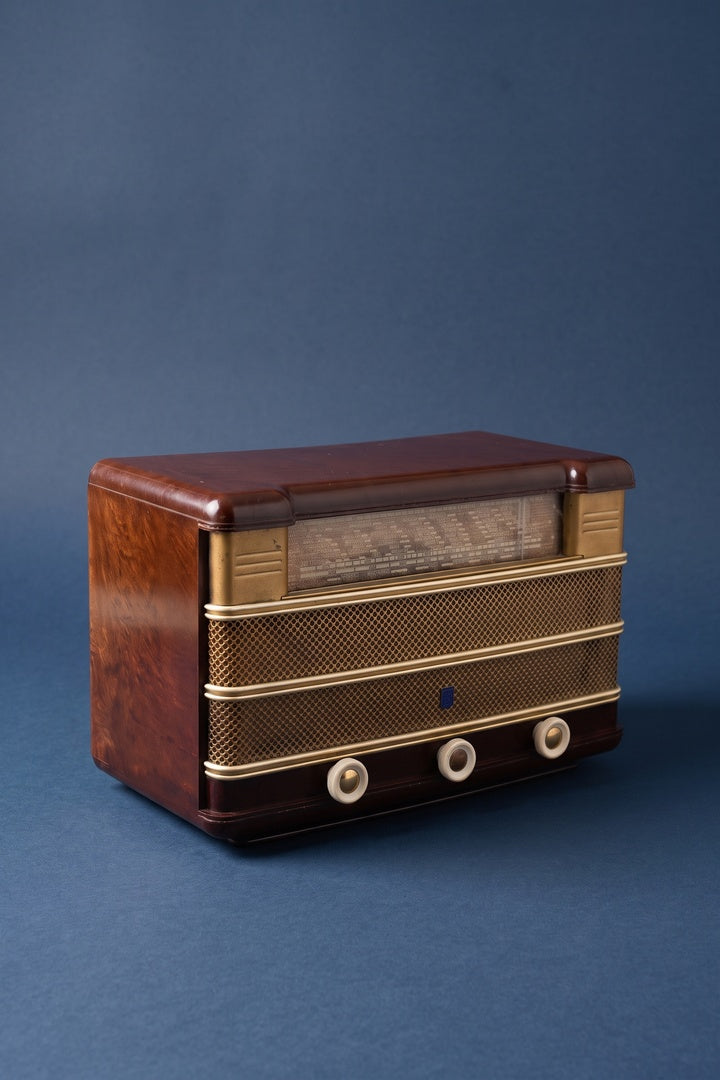Radio Bluetooth Radiola Vintage de 1950 - modernisation Bluetooth A.bsolument