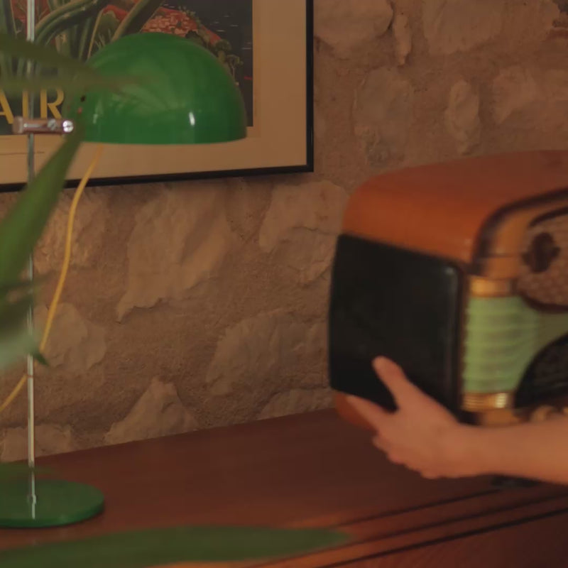 Radio Vintage modernisée avec du Bluetooth par A.bsolument 