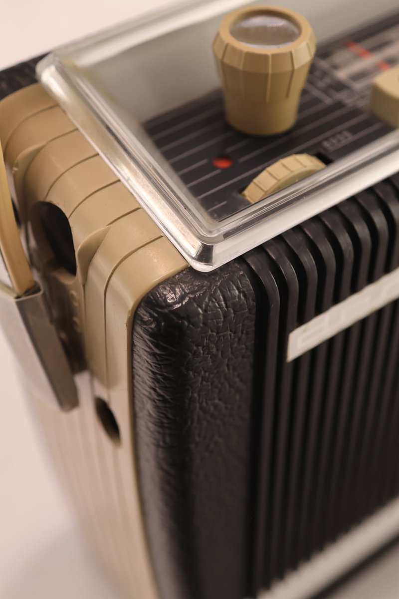 Transistor Bluetooth Derby Vintage 70's - radio - vintage - bluetooth - tsf - absolument - dab - modernisation - retrofit