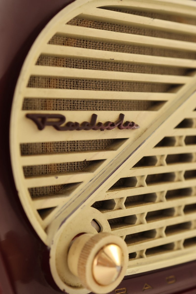 Transistor Bluetooth Radiolo Vintage 70’s - radio - vintage - bluetooth - tsf - absolument - dab - modernisation - retrofit