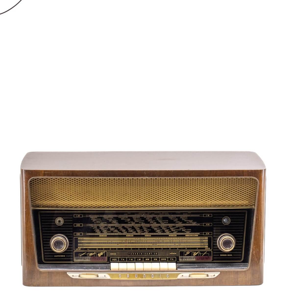 Radio Bluetooth Grundig Vintage 50’S-A.bsolument-enceintes-et-radios-vintage-bluetooth